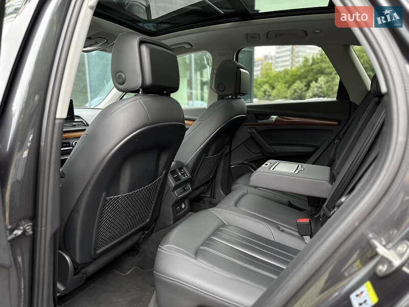 Позашляховик / Кросовер Audi Q5 2020 в Львові