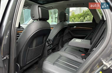 Внедорожник / Кроссовер Audi Q5 2020 в 