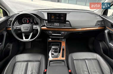 Внедорожник / Кроссовер Audi Q5 2020 в 