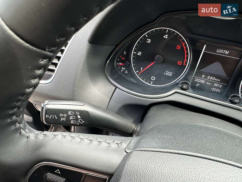 Позашляховик / Кросовер Audi Q5 2011 в Києві