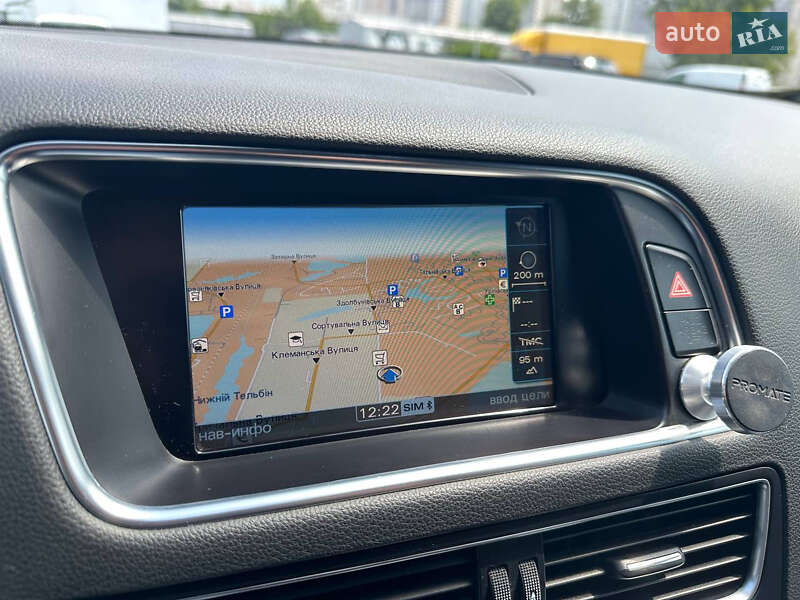 Позашляховик / Кросовер Audi Q5 2011 в Києві