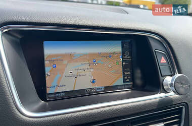 Позашляховик / Кросовер Audi Q5 2011 в 