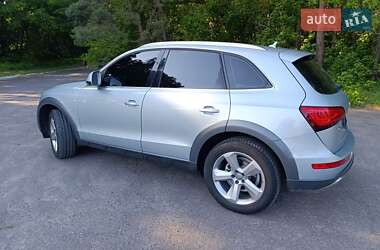 Внедорожник / Кроссовер Audi Q5 2014 в 