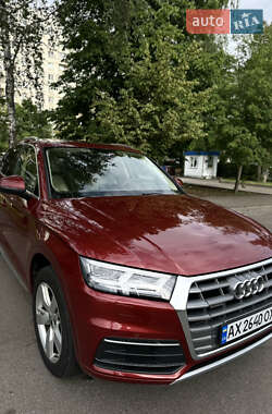 Внедорожник / Кроссовер Audi Q5 2019 в 