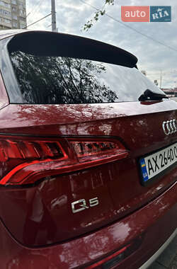 Внедорожник / Кроссовер Audi Q5 2019 в 