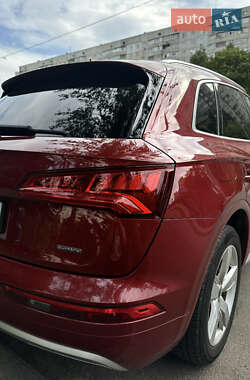 Внедорожник / Кроссовер Audi Q5 2019 в 