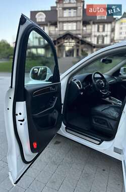 Внедорожник / Кроссовер Audi Q5 2011 в 