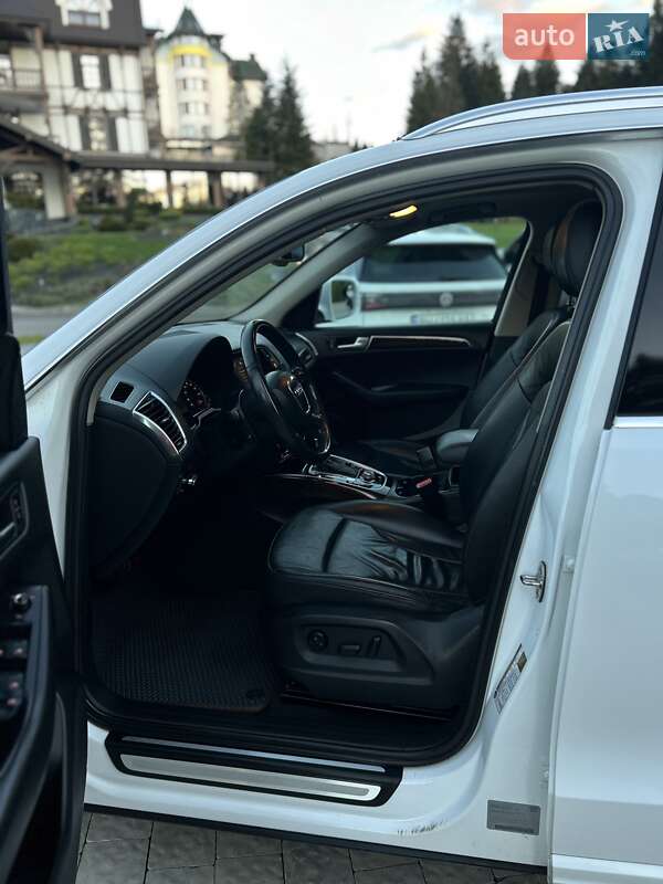 Позашляховик / Кросовер Audi Q5 2011 в Дрогобичі