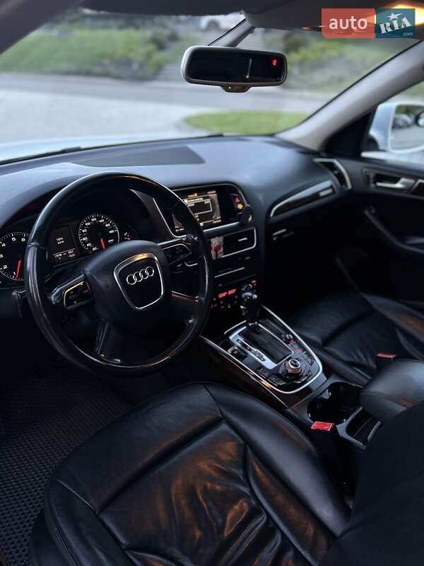 Позашляховик / Кросовер Audi Q5 2011 в Дрогобичі