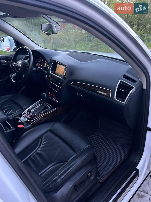 Внедорожник / Кроссовер Audi Q5 2011 в Дрогобыче