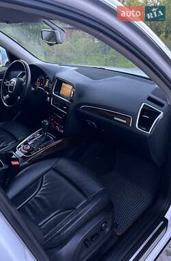 Внедорожник / Кроссовер Audi Q5 2011 в 