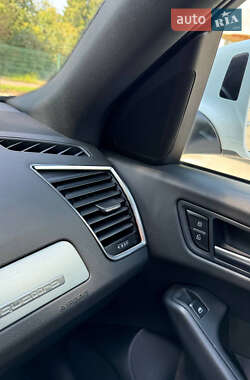 Внедорожник / Кроссовер Audi Q5 2012 в 
