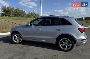 Позашляховик / Кросовер Audi Q5 2014 в 