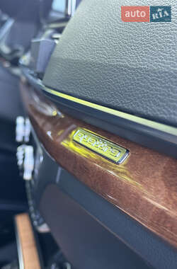 Внедорожник / Кроссовер Audi Q5 2021 в 
