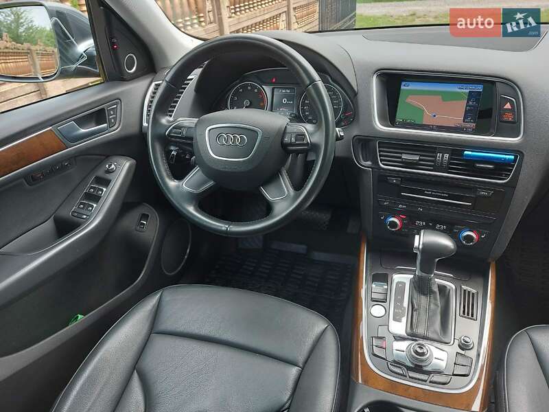 Внедорожник / Кроссовер Audi Q5 2016 в Шептицькому
