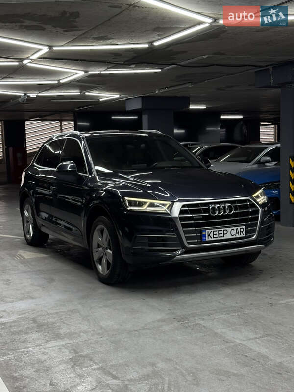 Внедорожник / Кроссовер Audi Q5 2017 в Одессе