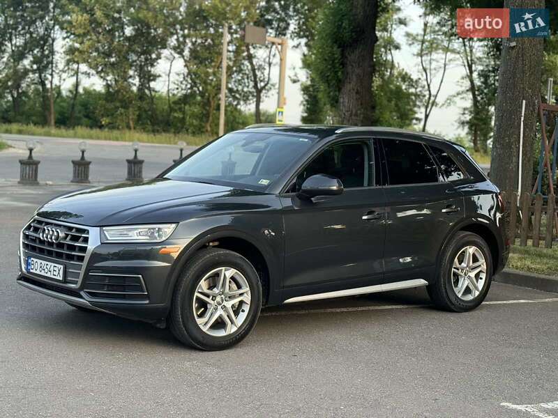 Позашляховик / Кросовер Audi Q5 2017 в Тернополі