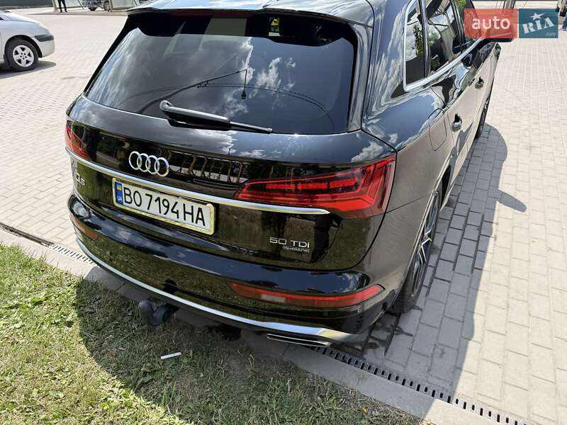 Внедорожник / Кроссовер Audi Q5 2020 в Тернополе