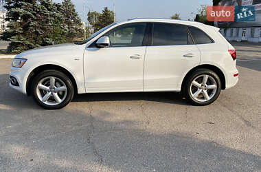 Внедорожник / Кроссовер Audi Q5 2016 в 