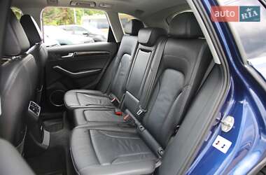Внедорожник / Кроссовер Audi Q5 2015 в 
