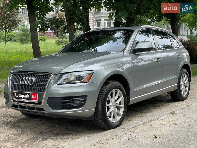 Внедорожник / Кроссовер Audi Q5 2011 в Киеве