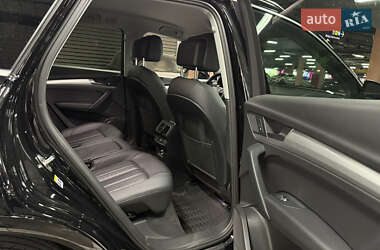 Внедорожник / Кроссовер Audi Q5 2017 в 