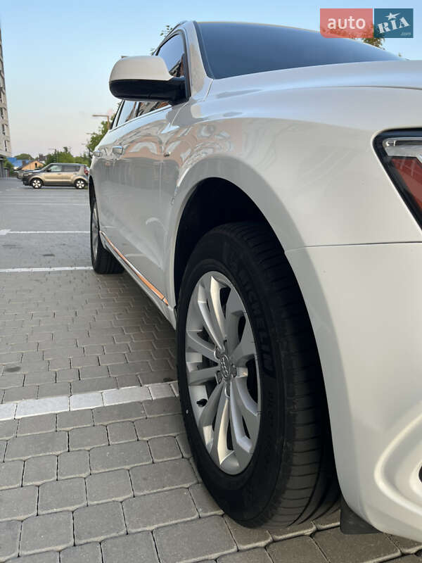 Позашляховик / Кросовер Audi Q5 2015 в Вінниці