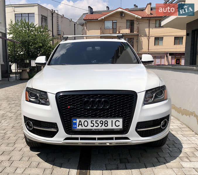 Позашляховик / Кросовер Audi Q5 2012 в Ужгороді