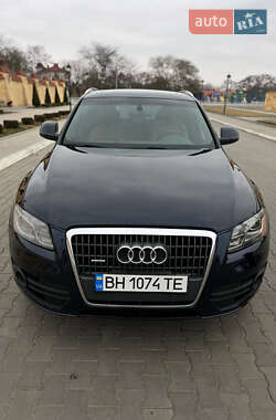Внедорожник / Кроссовер Audi Q5 2011 в 
