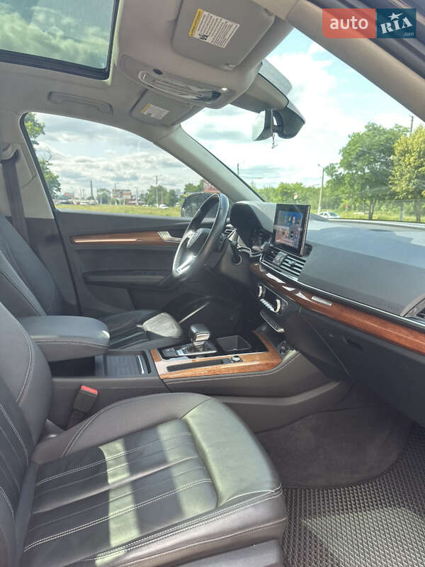 Позашляховик / Кросовер Audi Q5 2021 в Кропивницькому
