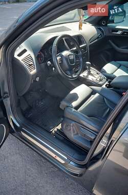 Внедорожник / Кроссовер Audi Q5 2009 в 