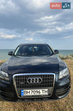 Внедорожник / Кроссовер Audi Q5 2011 в Одессе