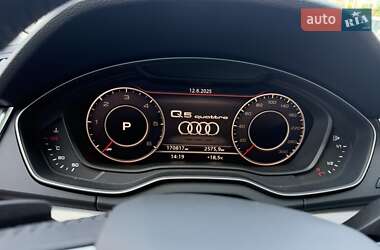 Внедорожник / Кроссовер Audi Q5 2017 в 