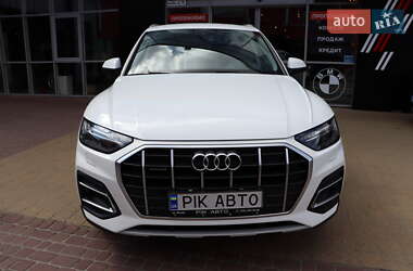 Внедорожник / Кроссовер Audi Q5 2021 в 
