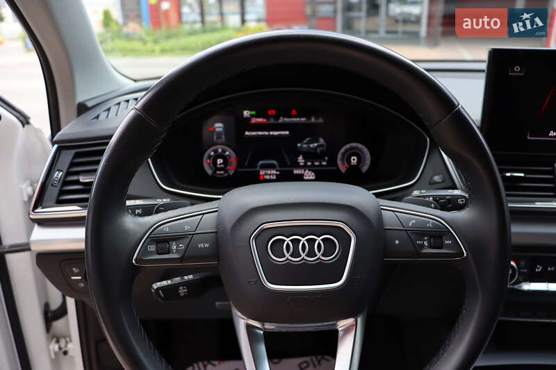 Внедорожник / Кроссовер Audi Q5 2021 в Львове