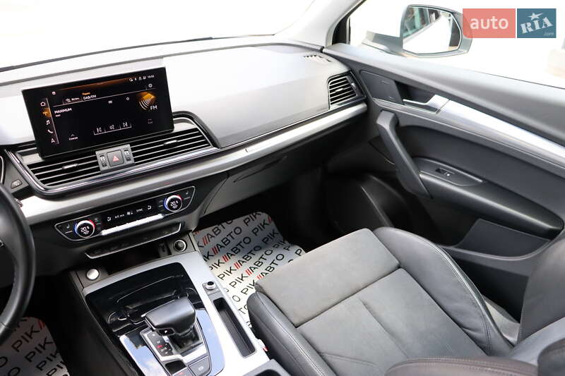 Внедорожник / Кроссовер Audi Q5 2021 в Львове
