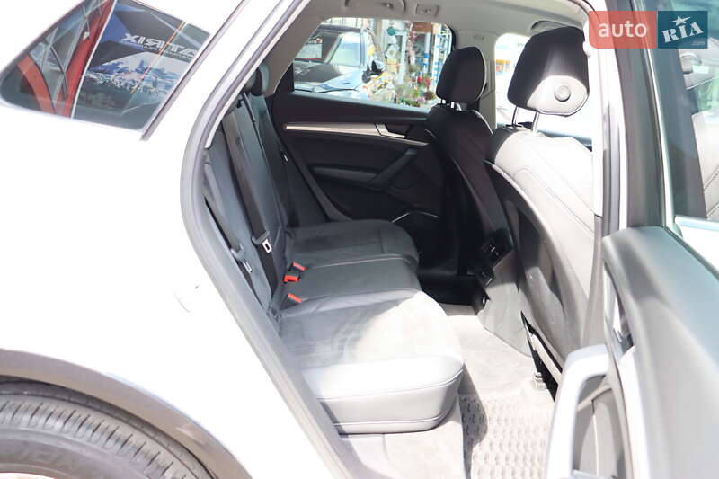 Внедорожник / Кроссовер Audi Q5 2021 в Львове