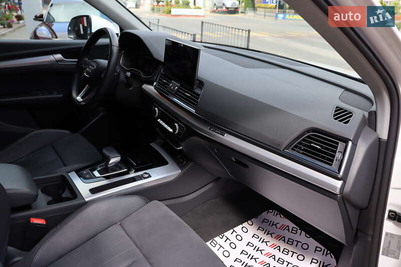 Внедорожник / Кроссовер Audi Q5 2021 в Львове