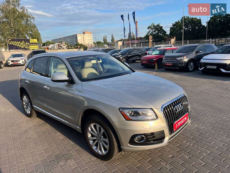 Внедорожник / Кроссовер Audi Q5 2015 в Полтаве