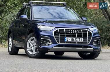 Внедорожник / Кроссовер Audi Q5 2023 в 