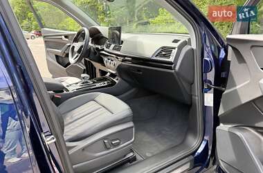 Внедорожник / Кроссовер Audi Q5 2023 в 