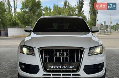 Внедорожник / Кроссовер Audi Q5 2011 в 