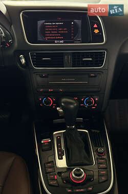 Внедорожник / Кроссовер Audi Q5 2011 в 