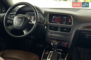 Внедорожник / Кроссовер Audi Q5 2011 в 