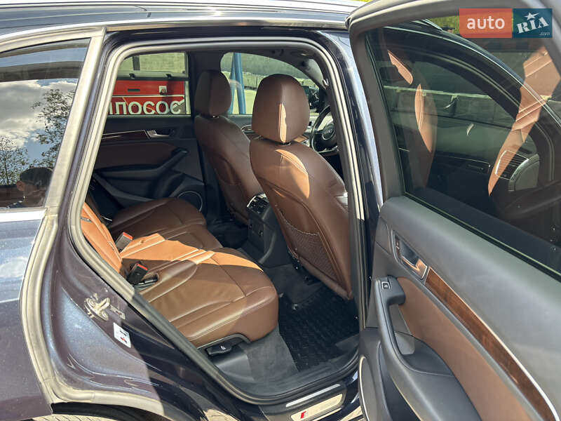 Позашляховик / Кросовер Audi Q5 2016 в Рівному