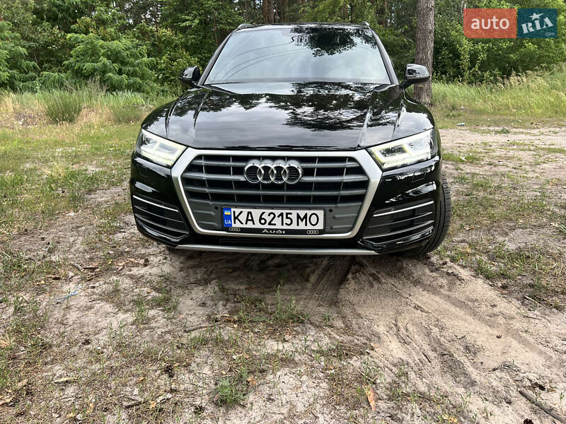 Внедорожник / Кроссовер Audi Q5 2017 в Киеве