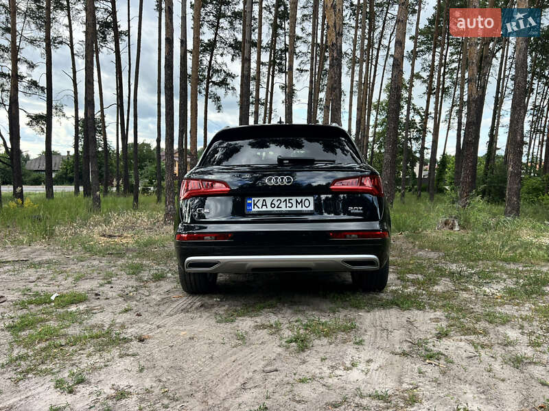 Внедорожник / Кроссовер Audi Q5 2017 в Киеве