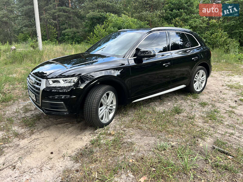 Внедорожник / Кроссовер Audi Q5 2017 в Киеве