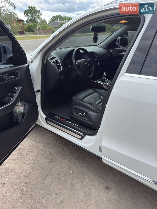 Внедорожник / Кроссовер Audi Q5 2015 в Житомире