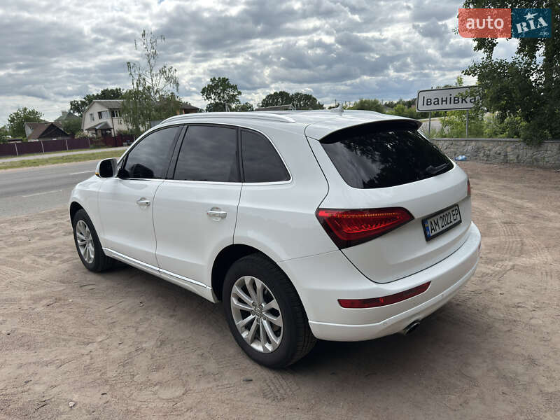 Внедорожник / Кроссовер Audi Q5 2015 в Житомире